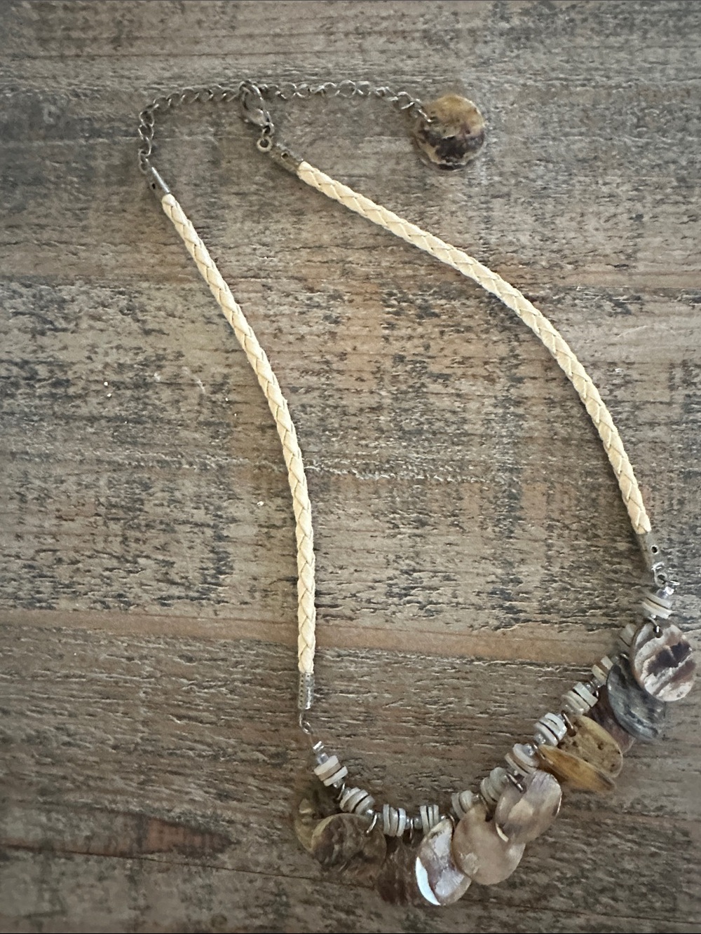 Natural Shell Bead Necklace with Braided strap